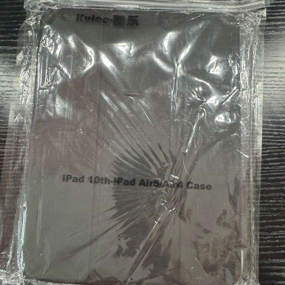 Black iPad 10th/iPad Air/Pro Case